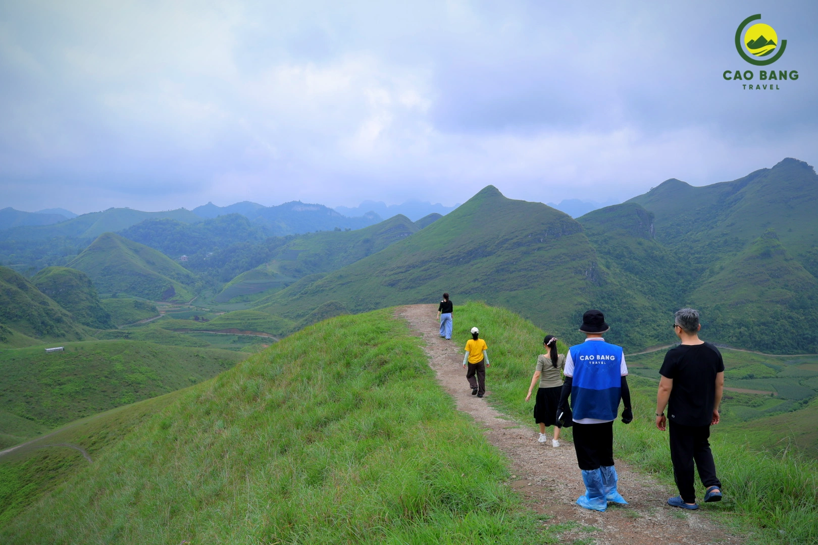 Xu hướng du lịch Cao Bằng: Tại sao nên chọn Tour Cao Bằng Travel thiết kế riêng
